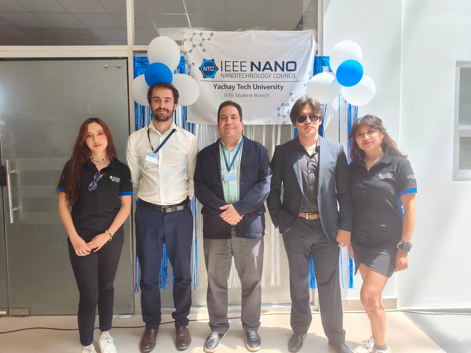 Simon Heilles, Dr. Jos&eacute; Miguel Garc&iacute;a-Mart&iacute;n and the IEEE Nanotechnology Council student organisers at Yachay Tech University
